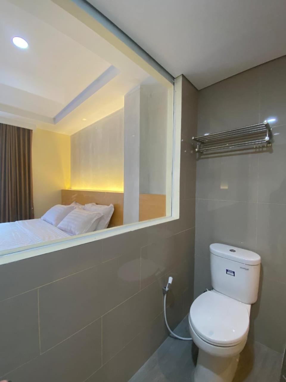 Wisma Hn Selang Esterno foto